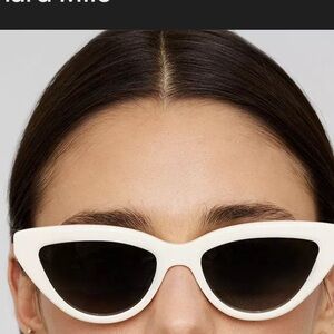 NWOT Anine Bing Sedona Cream Cat-Eye Sunglasses